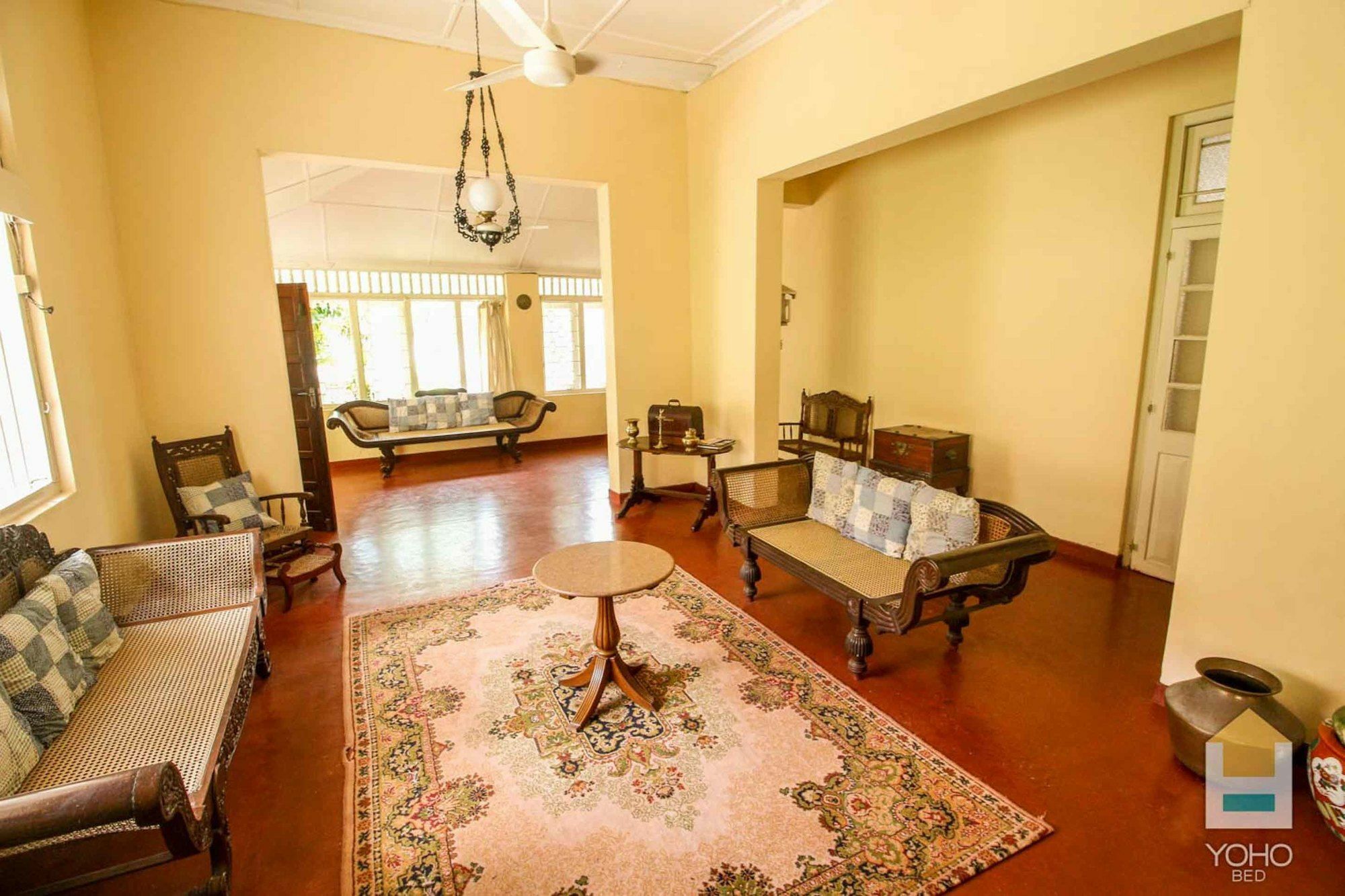 Charming Homestay By The Beach Дехивала-Маунт-Лавиния Экстерьер фото